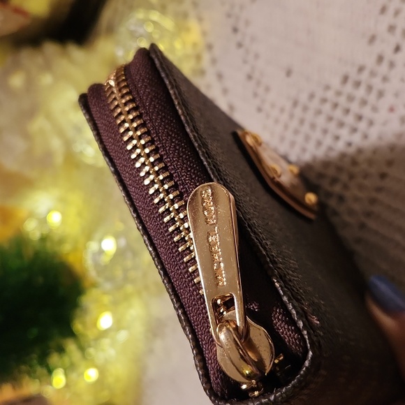 Michael Kors Brown & Gold Short Wallet - Picture 7 of 10